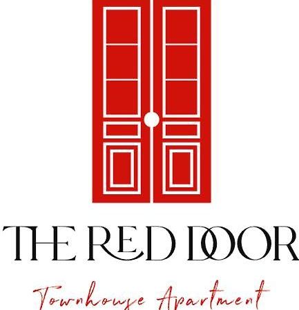 The Red Door Townhouse Apartment Ардара Экстерьер фото